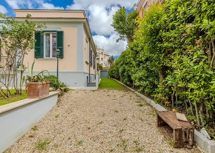 Villa Elisa Your Oasis With Parking In Town *